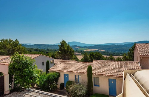 Montpezat Apartment | 2 Bedrooms + Sleeping Area Classic 2 Adults and 2 Children Terrace