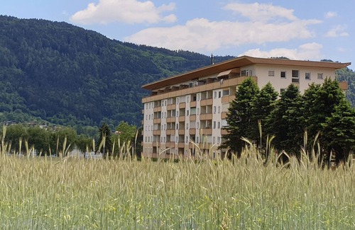 Bodensdorf Apartment | 2 bedrooms, lake view, indoor swimming pool, private beach and parking lot.