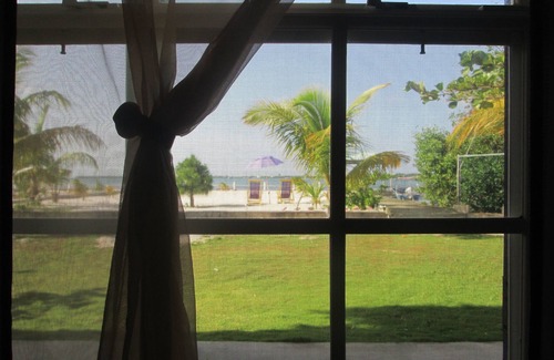 Caye Caulker Villa | 2 Bedrooms Vacation Rental