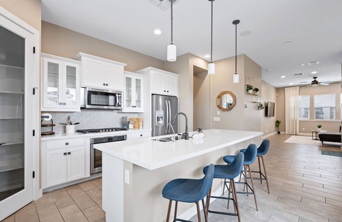 Chandler House | 2 Beds 2.5 Baths Chandler