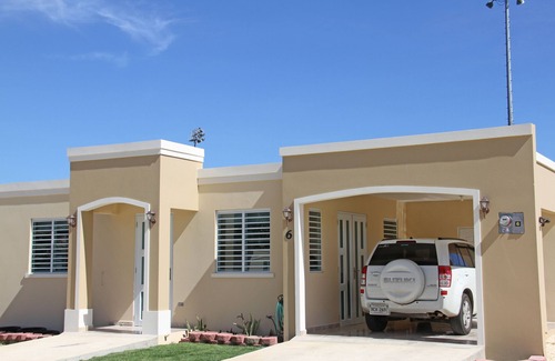 Stella House | 2 BLOCKS TO BEACH! 2 MILES TO DOWNTOWN! BRAND NEW HOME CLOSE TO EVERYTHING!