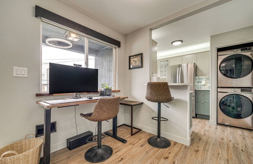 Alki House | 2 Blocks to Beach Park: Cozy Seattle Townhome