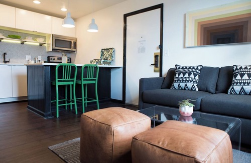 Rutledge Hill House | 2 Blocks to Broadway | Full Kitchen + Free Parking | SoBro Guest House #4