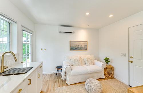 Miami Park Apartment | 2 Blocks to Lake Michigan Sleek Couples Retreat!