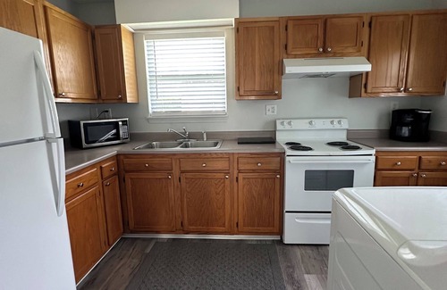 Murrells Inlet Apartment | 2 BR 1 BA Near Marshwalk, pet friendly, NO stairs!