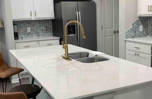 Bryan Condo | 2 BR/2 Bath Condo; Sleeps 5