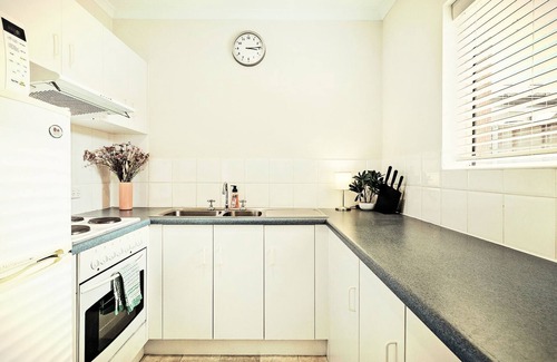 North Adelaide Apartment | 2 BR Apartment in Melbourne Street - North Adelaide