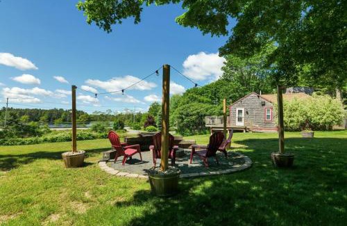 Salsbury Cove House | 2 BR Home w/Pondside View Backyard [Maine Escape]