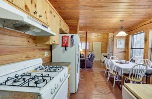 Big Cedar Cabin | 2-Cabins One-Acre Lighted Forest Private Shooting Range