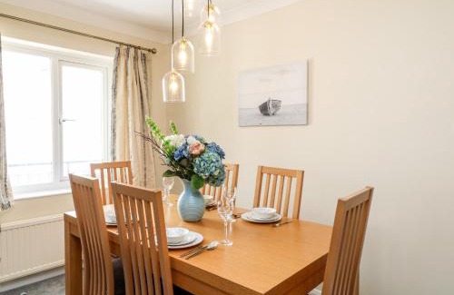 Torquay Apartment | 2 Chapelstones
