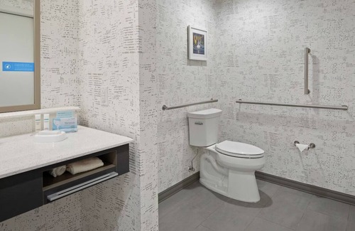 Cranberry Township Hotel | 2 Comfortable Units with Indoor Pool Access! Free Breakfast and Parking!