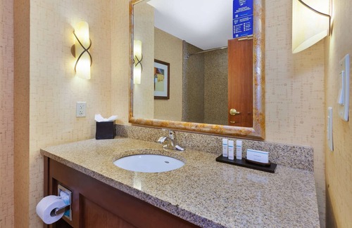 Murfreesboro Hotel | 2 Connecting Suites at a Hotel
