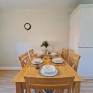 Tyrrelstown House | 2 Cosy Bedrooms in a 3 Bed Home