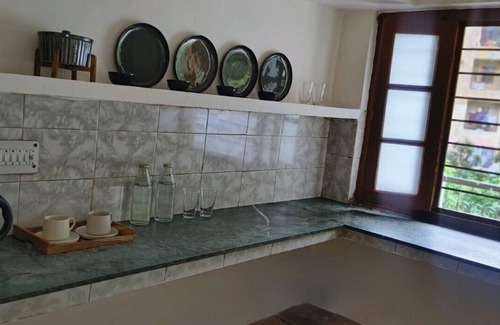 Bhowali House | 2 Cozy 1-Bedroom Apartments with Private Outdoor Space