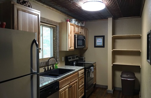 Mountain Home Cabin | #2 Fall Creek Cabins 1 mile from Lake Norfork and Mountain Home Ar.