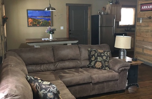 Mountain Home Cabin | #2 Fall Creek Cabins 1 mile from Lake Norfork and Mountain Home Ar.