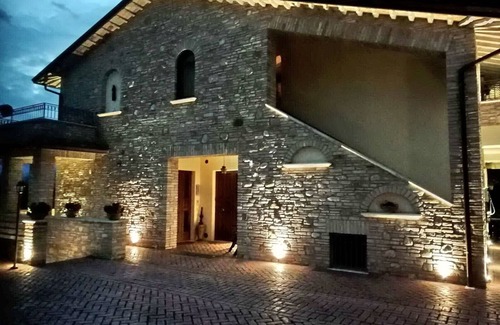 Rivotorto Apartment | 2 Independent apartments with pool - near Assisi Capacity 11 guests