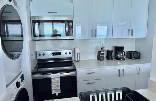 Vilomar Apartment | 2 king beds en-suite bath big balcony High floor