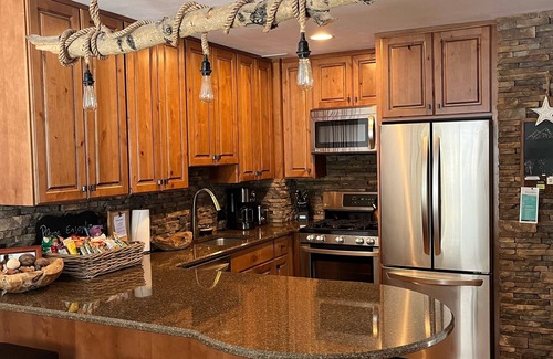 Vail Condo | 2 level condo in quiet East Vail