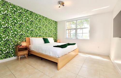 Aventura Apartment | 2 Luxury Bedrooms at Yacht Club de Aventura