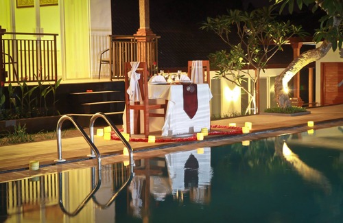 Peliatan Villa | 2 Luxury deluxe rooms with 4 breakfast in Ubud area