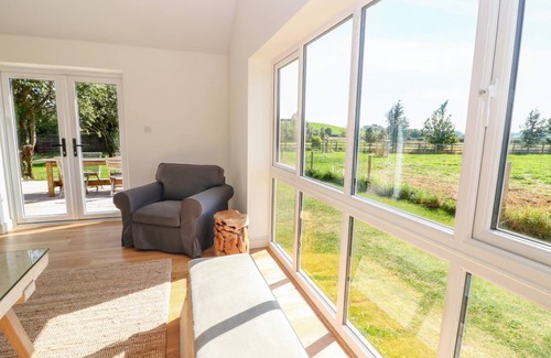 Hook Norton Cottage | 2 Manor Farm