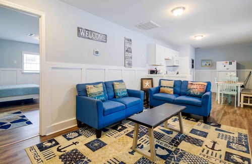 Atlantic Beach House | 2 Mi to Barefoot Landing: Family Retreat