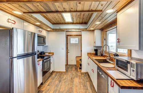 Twin Bridges House | 2 Mi to Big Hole River: Mtn-View Montana Haven