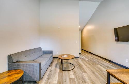 Port Huron Apartment | 2 Mi to Downtown Port Huron Sleek Studio Apt