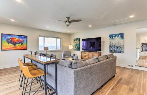 Castle Rock House | 2 Mi to Dtwn Castle Rock Home with Furnished Patio