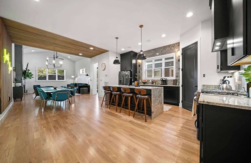 North Nashville House | 2 Miles from Broadway Rooftop Lounge!