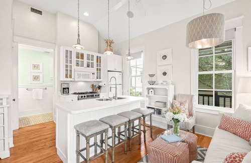 Rosemary Beach House | 2 Min to Beach, Heated Pool + Rosemary Town Square! Carriage House South of 30A