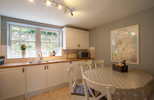 South Charlton House | 2 Percy Cottages, minutes walk from Alnwick Castle