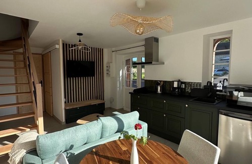 Picauville House | 2-person cocoon gîte in the heart of nature, very bright, 15 minutes from UTAH BEACH