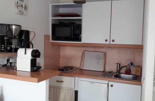 Cabourg Apartment | 2 Pieces 150m de la mer Avec Parking et Wifi