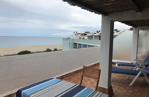 Saint-Cyprien Plage Apartment | 2 PIECES FRONT DE MER DERNIER ETAGE 40 m2