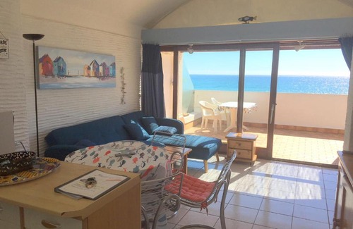 Saint-Cyprien Plage Apartment | 2 PIECES FRONT DE MER DERNIER ETAGE 40 m2
