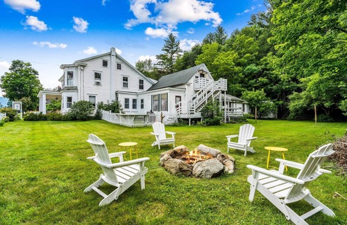 Bridgewater Apartment | 2 Queens | 10 Mins to the Mountains | A/C | Hiking