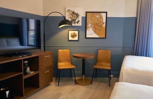 Theater District House | 2 Relax in a Cozy Room Near Grace Cathedral & San Francisco Attractions