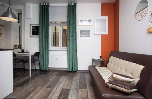 Andrejsala Apartment | 2 Room, 1BR APT for Up to 4 guests in Andrejsala area. River side. Free Parking.