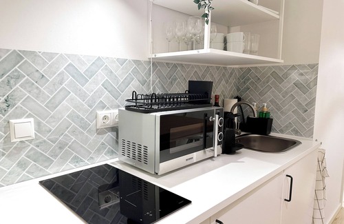 Barmbek-Sued Apartment | 2 room ambient apartment with queen-size bed, bunk bed & sofa bed near the Alster