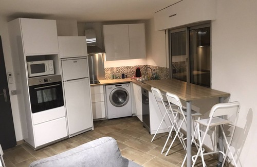 Cannes La Bocca Apartment | 2-Room Apartment, waterfront