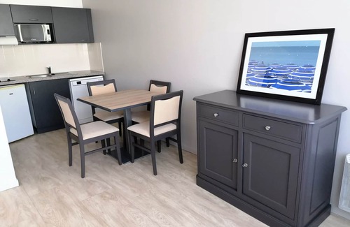 Centre Ville Rive Gauche Apartment | 2-room apartment for 4 people