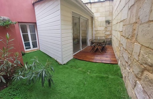 Saint-Michel - Nansouty - Saint-Genes Apartment | 2 room apartment with garden
