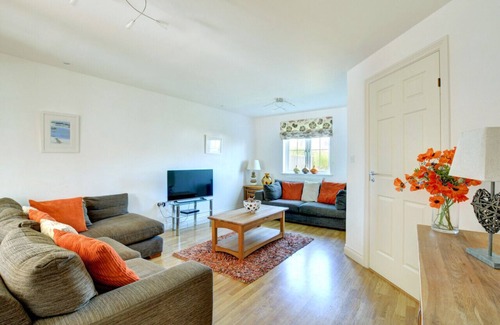St Merryn House | 2 Rose Terrace - Three Bedroom House, Sleeps 6