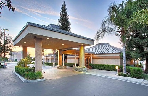 Porterville Hotel | 2-Star Hotel ∙ Best Western Porterville Inn