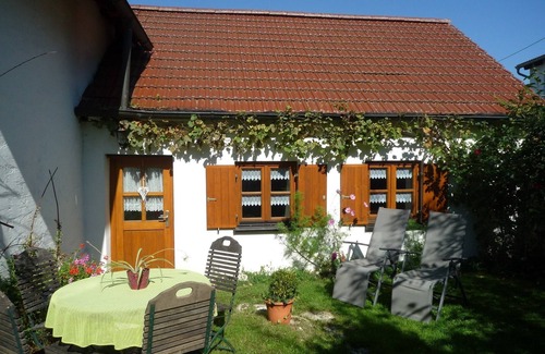 Funfstetten Apartment | 2 * star organic holiday home at the willow tent - relax and enjoy