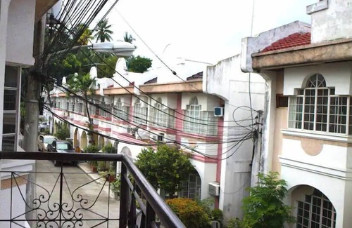 Davao Villa | 2-Story Family/Baby-Proof Home for 10 — 10min Drive to Int'l Airport