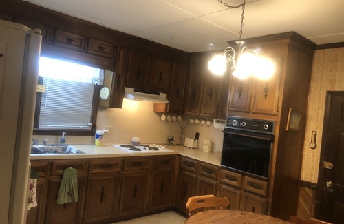 Wayne County House | 2 story farm house just off 795, sleeps 10+