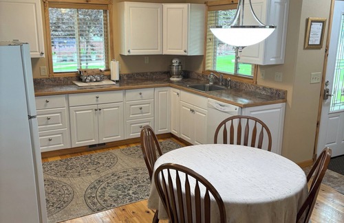Nashua House | 2 Story House-Missouri River